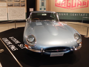 Jaguar_E-Type_Sr.1_coupe_1965.jpg